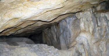 Эмине-Баир-Коба – самая необычная пещера Чатыр-Дага